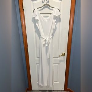 White House Brand White jump suit with waist tie